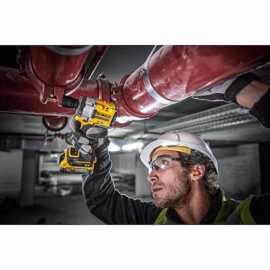 Dewalt DCF921E2T-QW Kömürsüz Power Stack Çift Akülü Somun Sıkma 18V 1,7Ah 206 Nm