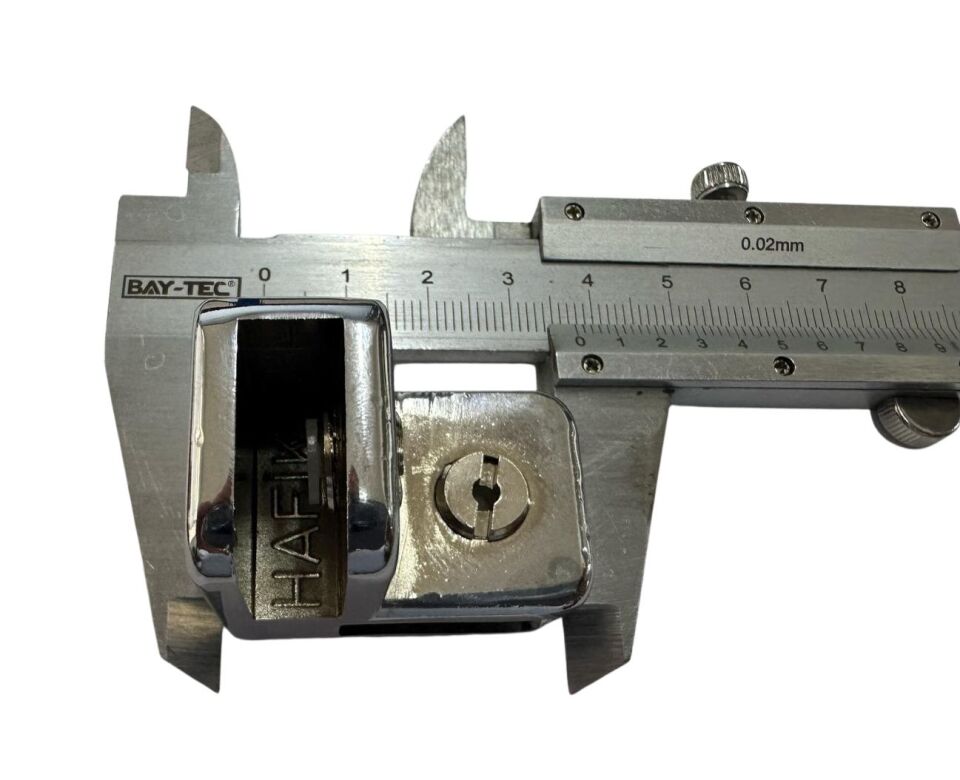 Cam Cam Bağlantı Aparatı – 90° Köşe Krom Kapalı