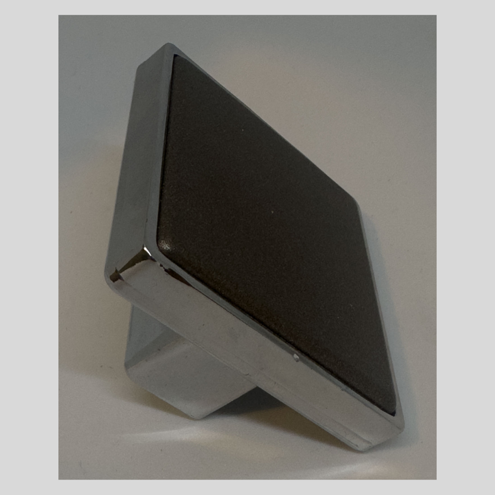 Kare Plastik Kulp 60 x 60 mm | 32 mm Delik Aralıklı Mobilya Kulpu